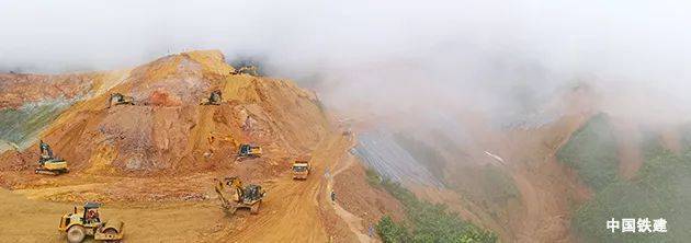 2018(第二十屆)中國國際礦業(yè)大會(huì)贊助商--中鐵十九局集團(tuán)礦業(yè)投資rdquo;