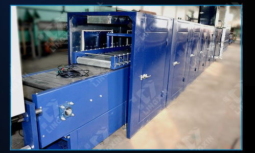 領(lǐng)新聚氨酯 屋頂冷庫夾心板材生產(chǎn)線 廠家直銷